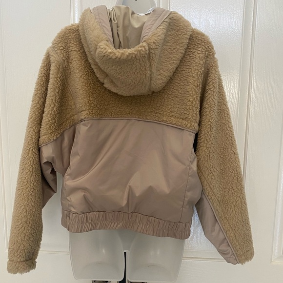 LULULEMON Light Brown Sherpa Hooded Full Zip Jacket 6 - Picture 3 of 3